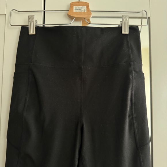 J Crew CloudStretch high-rise side-pocket active leggings - Picture 2 of 4